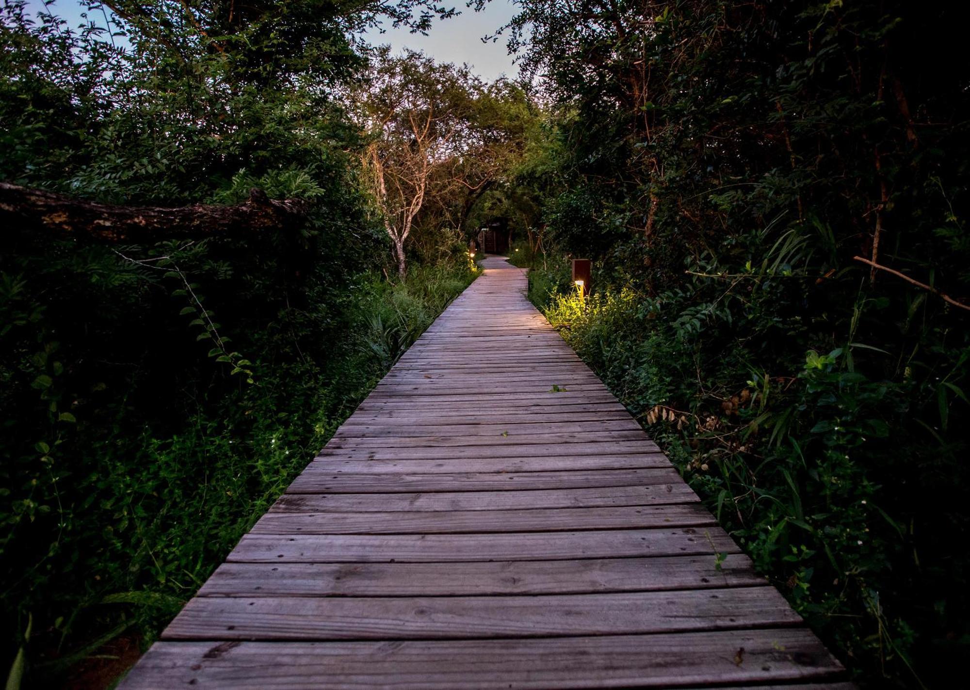 Royal Thonga Safari Lodge Sihangwane Exterior photo
